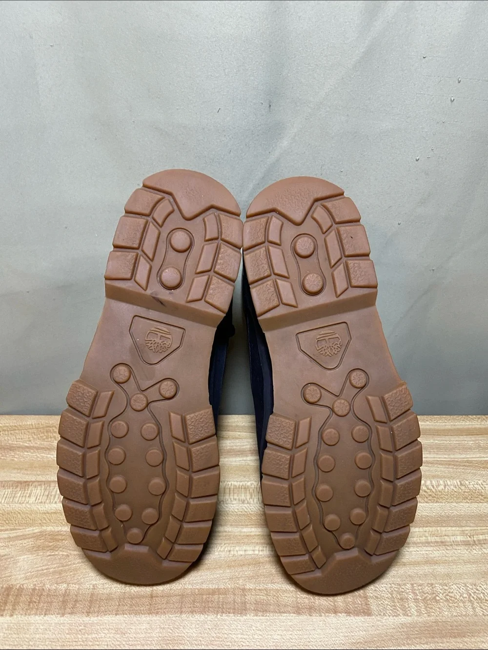 Timberland Mid Euro Hiker/ Duck Boots Defender Repellent System Size 5 Boys